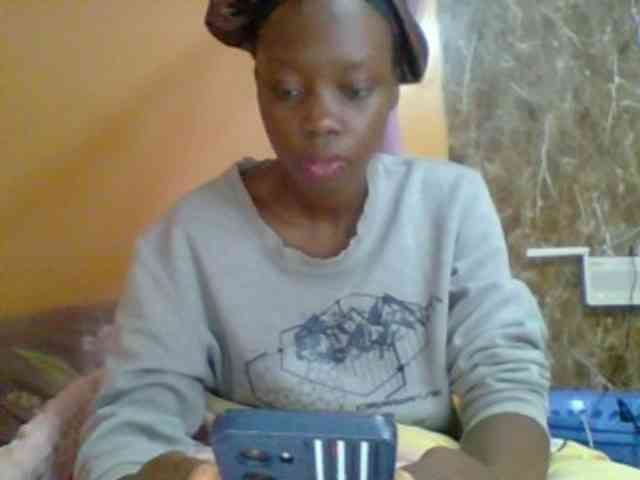 Sexyebonyxx webcam