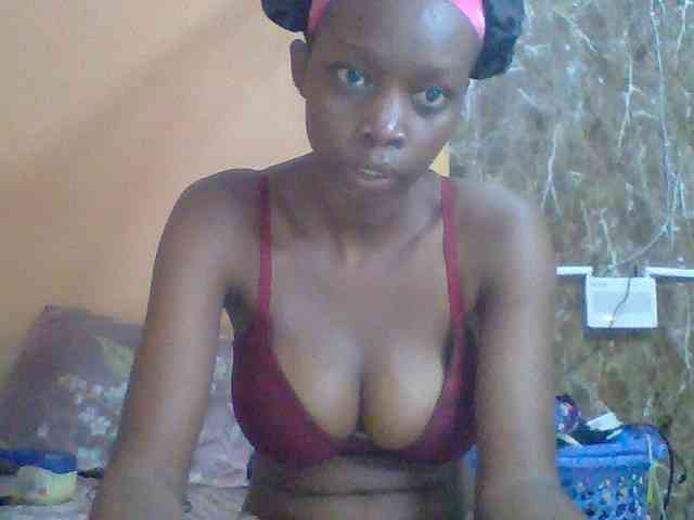 Sexyebonyxx webcam
