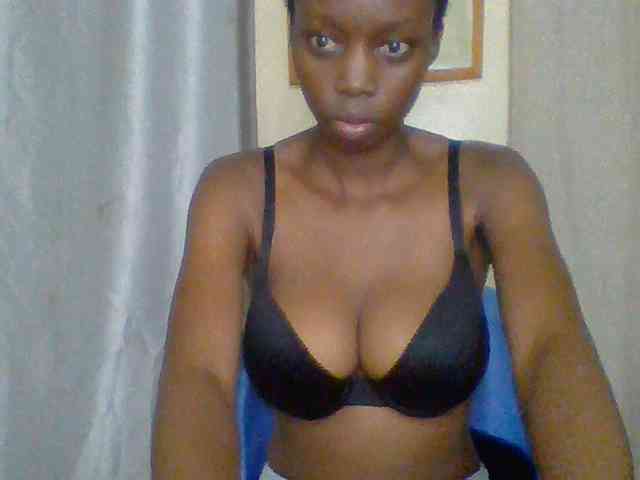 Sexyebonyxx webcam