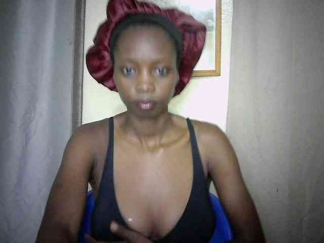 Sexyebonyxx webcam