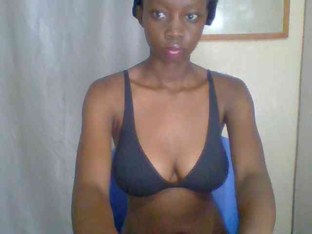 Sexyebonyxx webcam