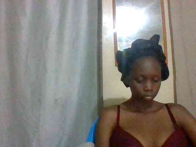 Sexyebonyxx webcam