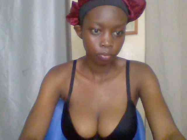 Sexyebonyxx webcam