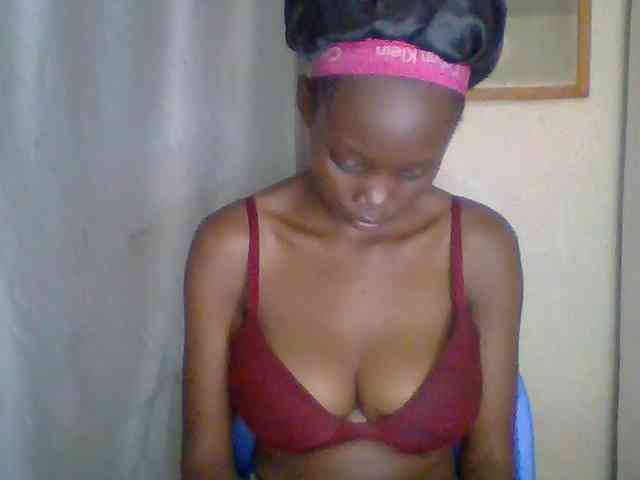 Sexyebonyxx webcam