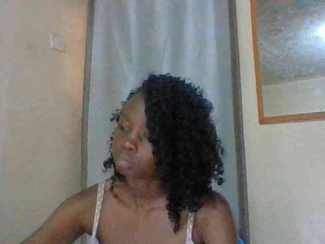 Sexyebonyxx webcam