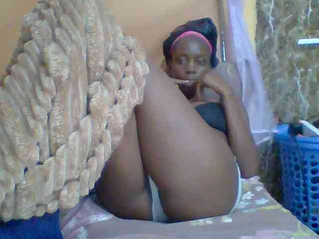 Sexyebonyxx webcam