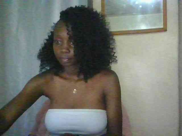 Sexyebonyxx webcam