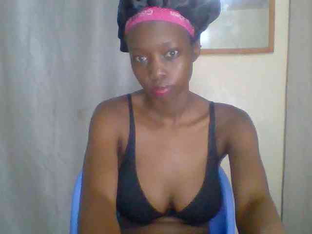 Sexyebonyxx webcam