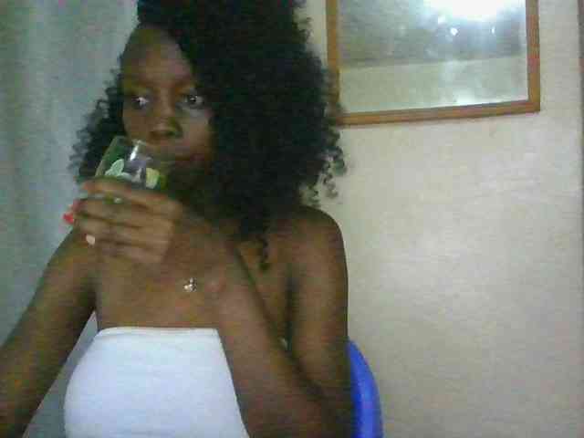 Sexyebonyxx webcam