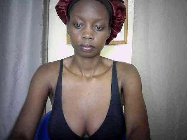 Sexyebonyxx webcam