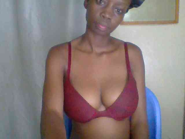 Modèle: Sexyebonyxx
