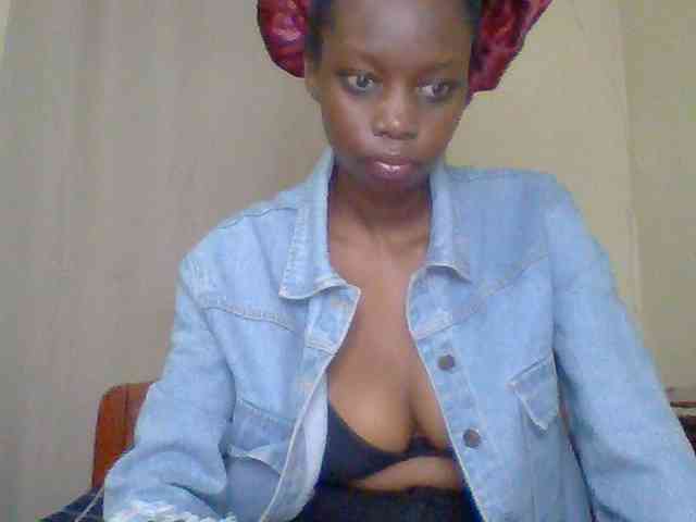 Modèle: Sexyebonyxx