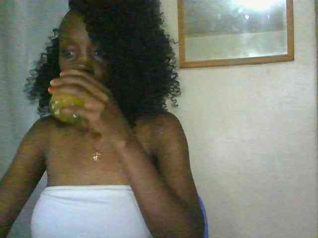 Sexyebonyxx webcam