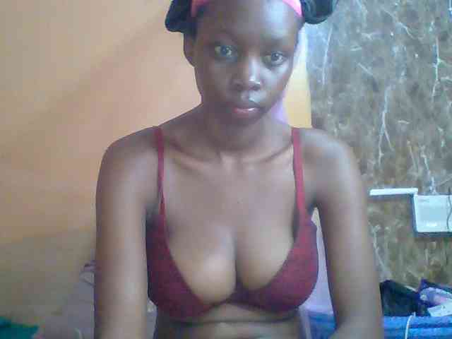 sexyebonyxx's live room