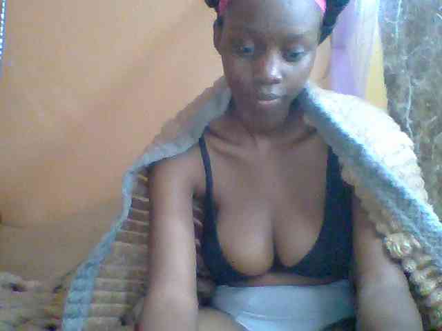 Modèle: Sexyebonyxx