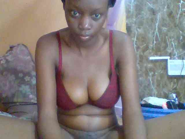 Sexyebonyxx webcam