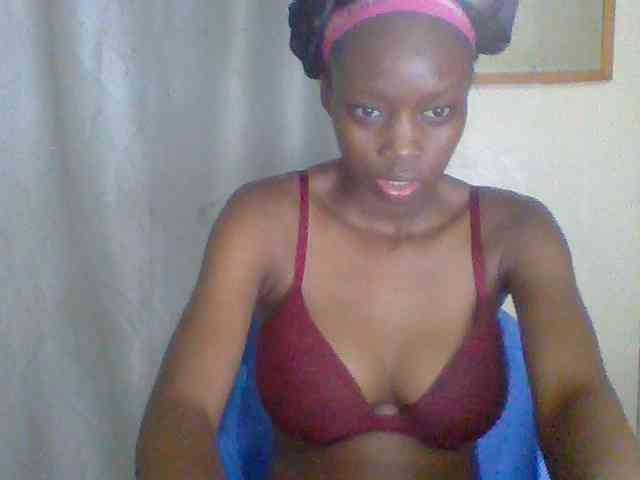 Sexyebonyxx webcam