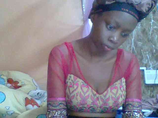 Sexyebonyxx webcam