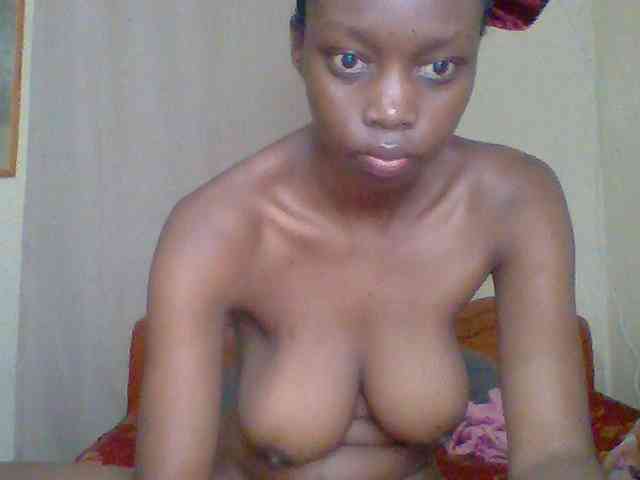 Sexyebonyxx webcam