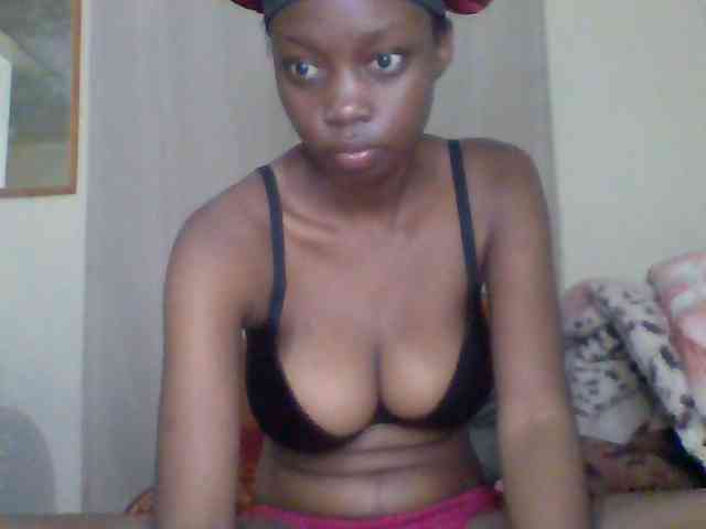 Sexyebonyxx webcam
