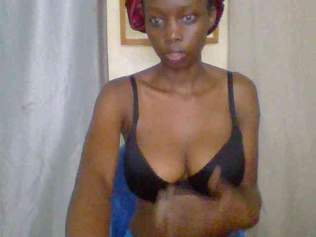 Sexyebonyxx webcam