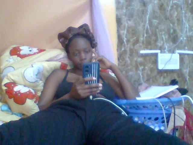 Sexyebonyxx webcam