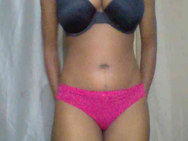 Sexyebonyxx webcam