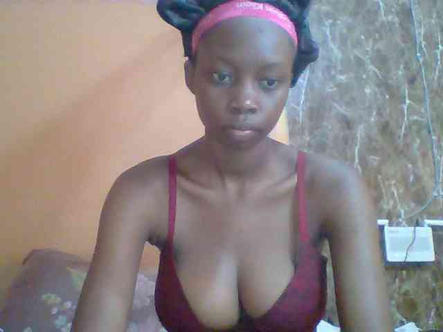 Sexyebonyxx webcam