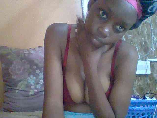 Sexyebonyxx webcam