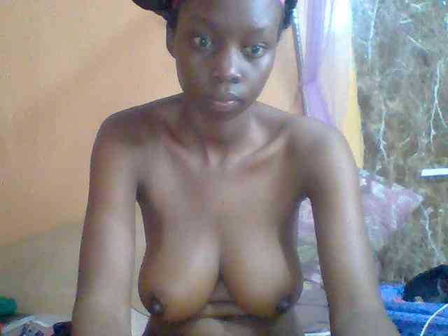 Sexyebonyxx webcam