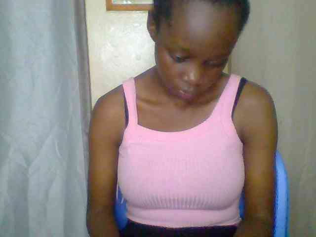 Sexyebonyxx webcam