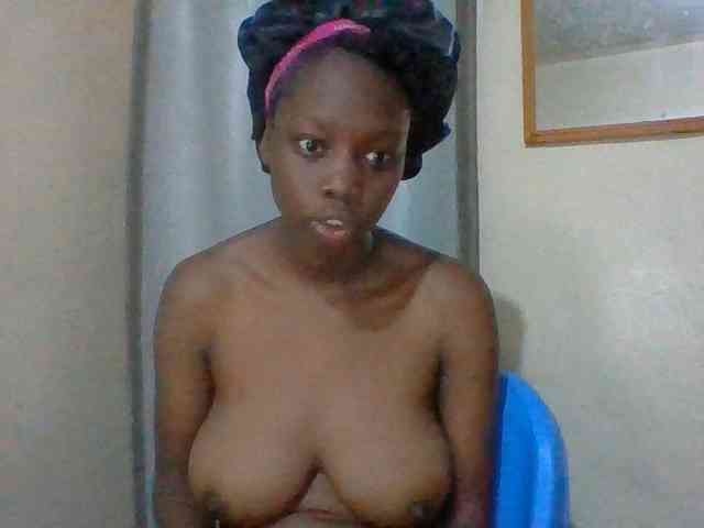 Sexyebonyxx webcam