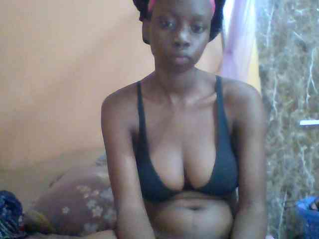 Sexyebonyxx webcam
