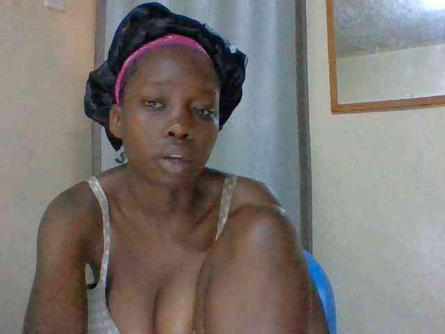 Sexyebonyxx webcam