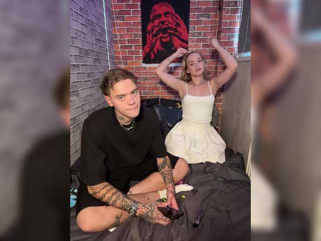 PickmeBlade live webcam show