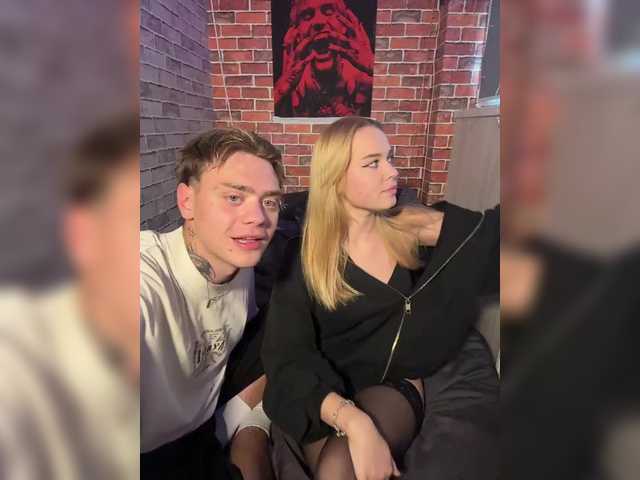 PickmeBlade live webcam show