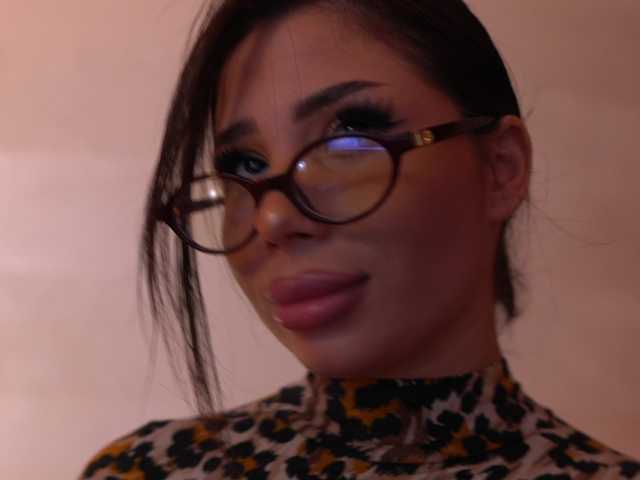 AmberVale live cam on BongaCams
