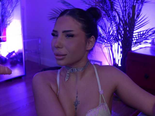 AmberVale live cam on BongaCams