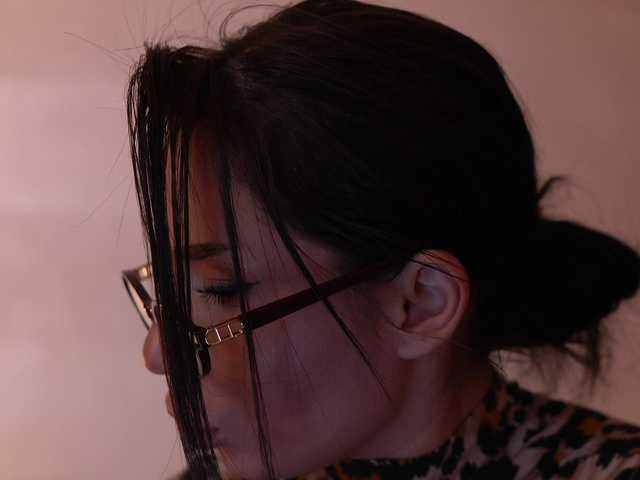 AmberVale live cam on BongaCams