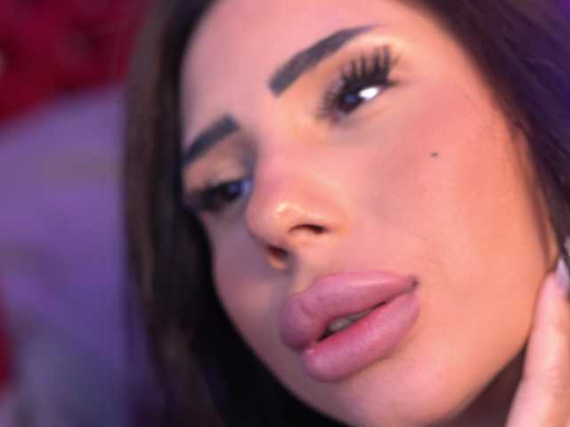AmberVale live cam on BongaCams
