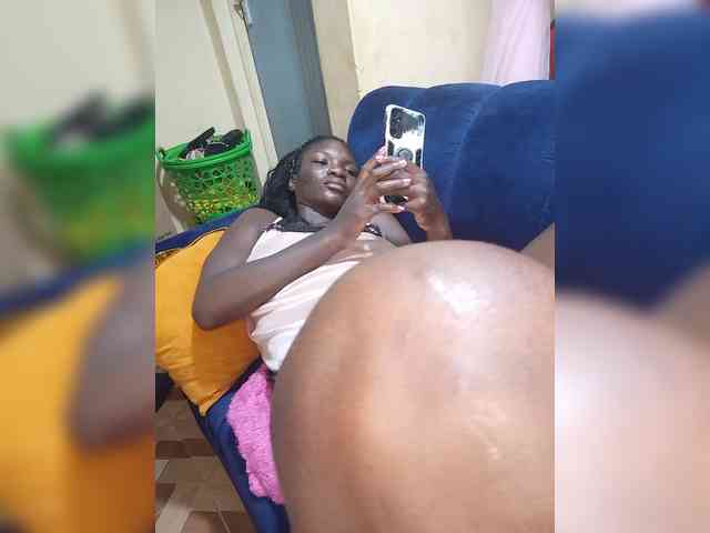 PrincessSky webcam