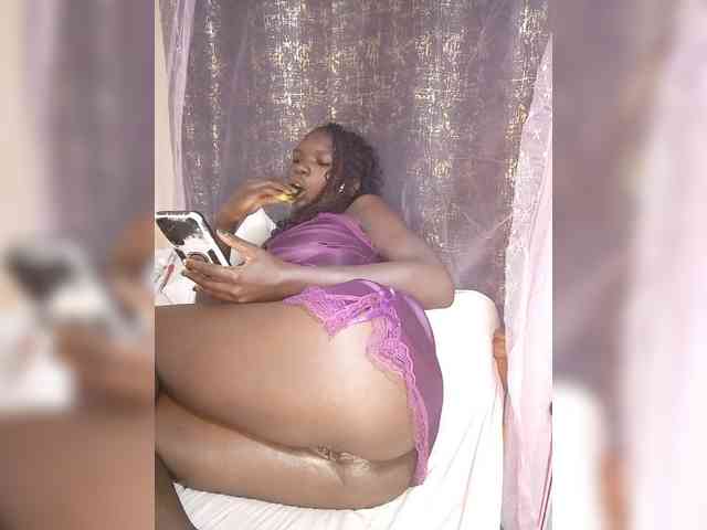 PrincessSky webcam