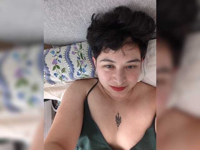 AlexisRodrigo live cam on BongaCams