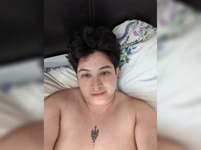 AlexisRodrigo live cam on BongaCams