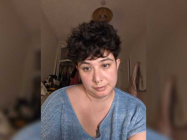 AlexisRodrigo live cam preview