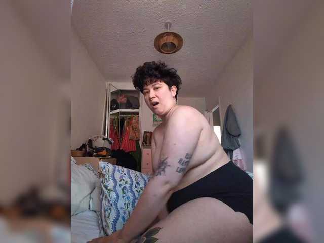 AlexisRodrigo live cam on BongaCams