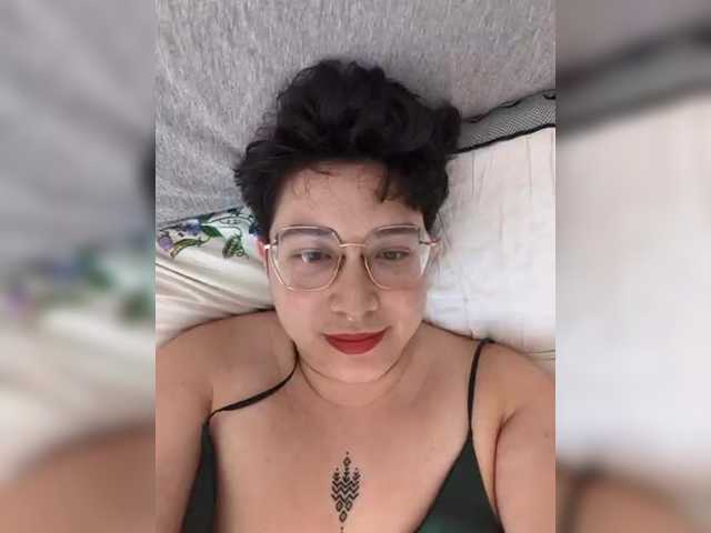 AlexisRodrigo live webcam show