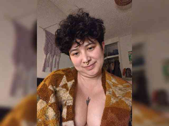 Modèle: AlexisRodrigo