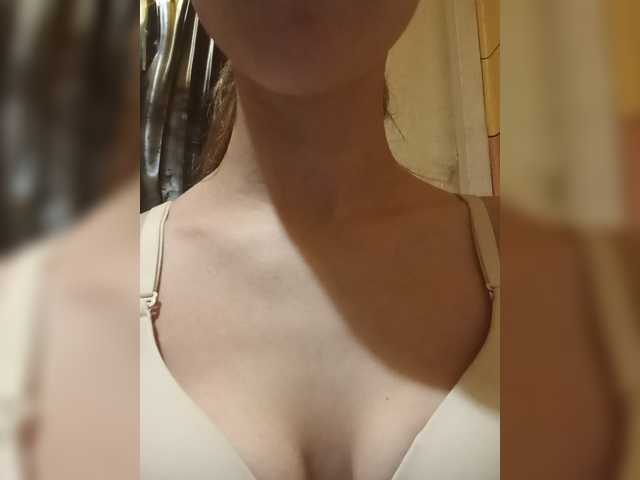 PrimeTits live webcam show