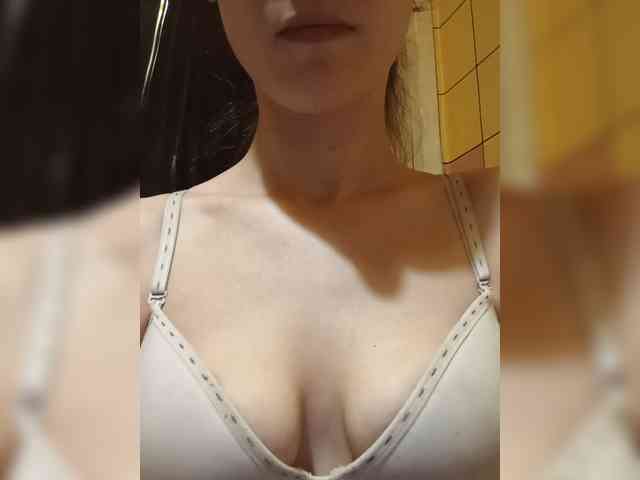 PrimeTits webcam